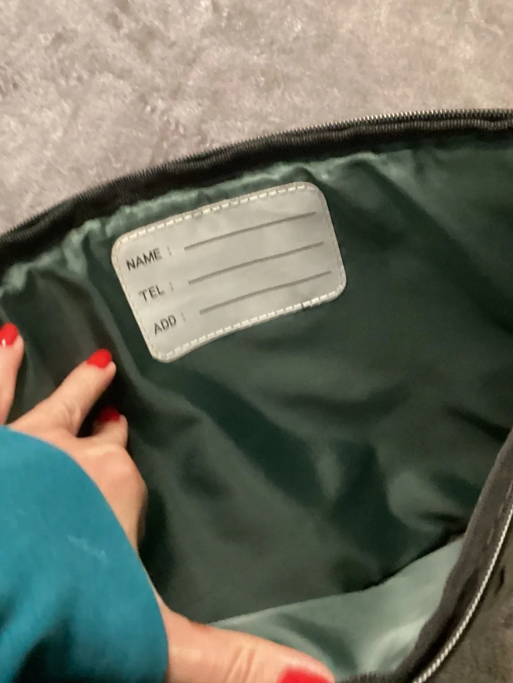 Targus gray laptop